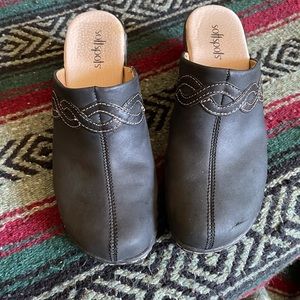 SoftSpots Leather Clogs